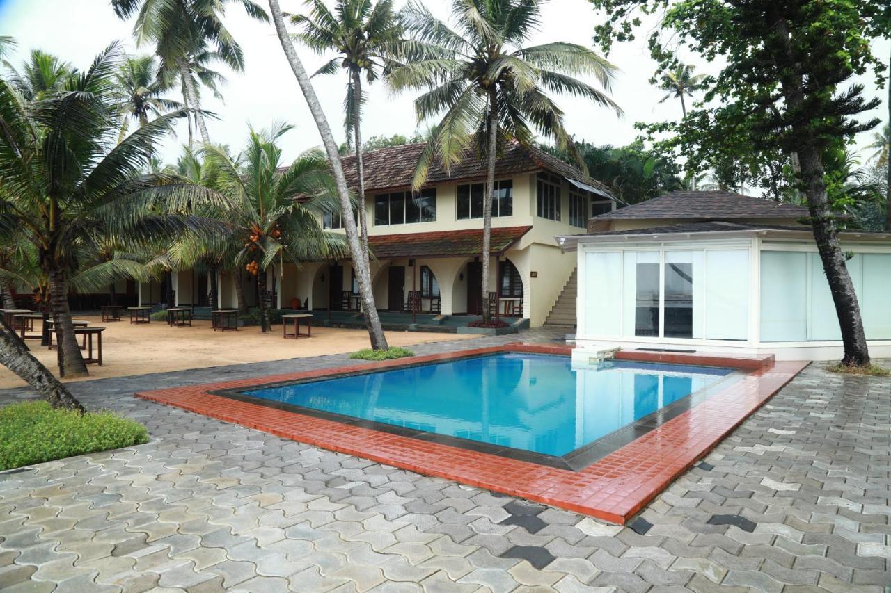 Lagoona Beach Resort, Kovalam Exterior photo