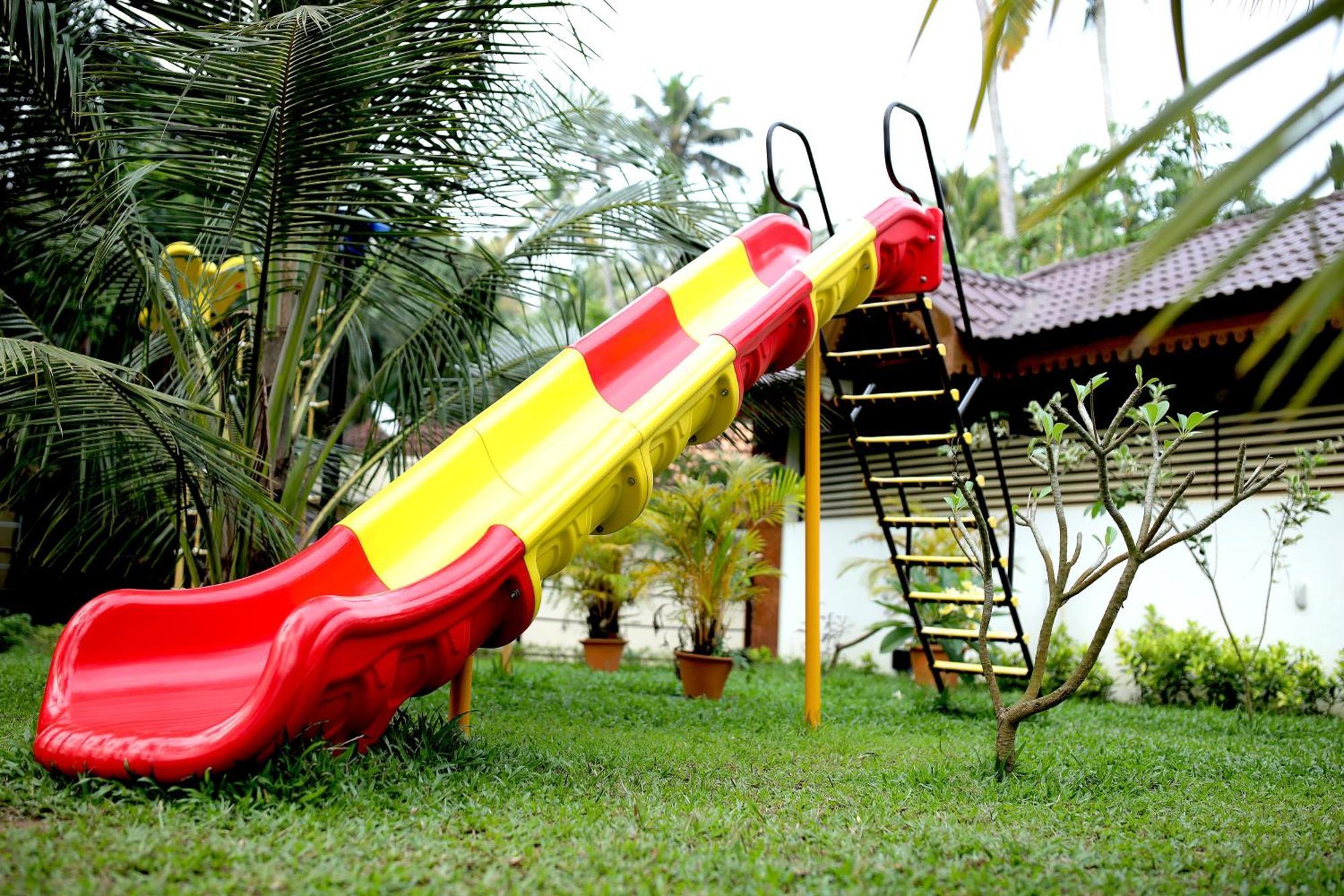 Lagoona Beach Resort, Kovalam Exterior photo