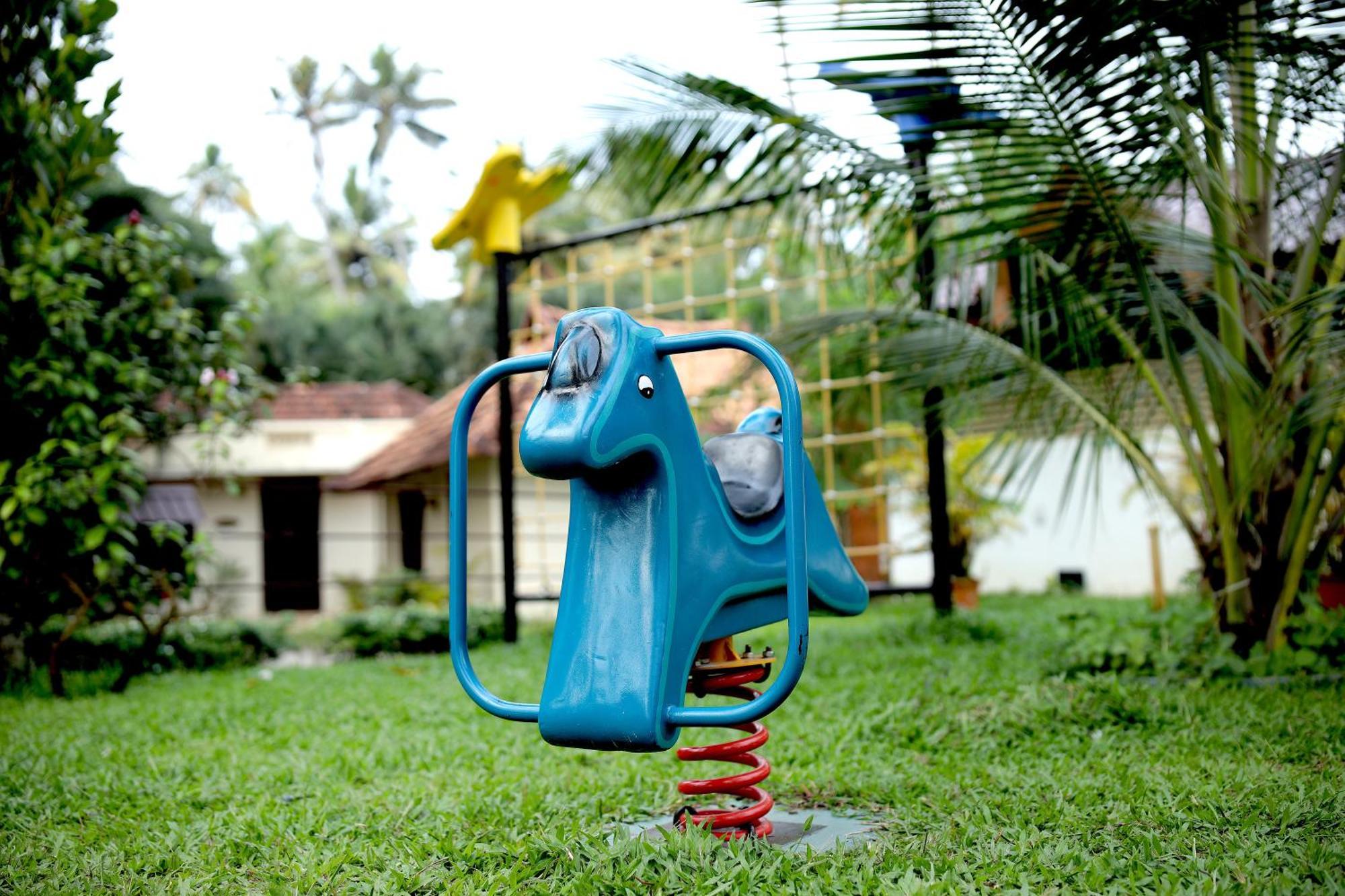 Lagoona Beach Resort, Kovalam Exterior photo